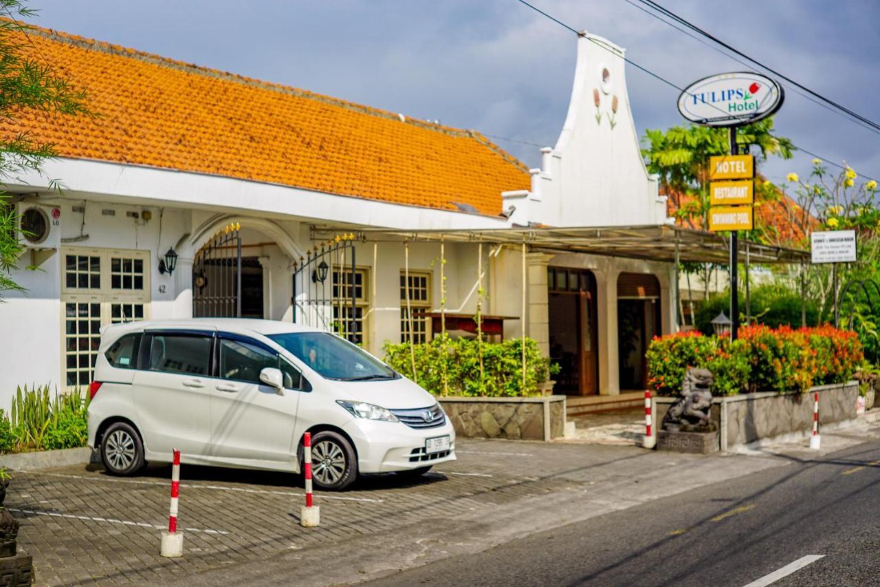 Hotel Tulips Yogyakarta Exterior photo