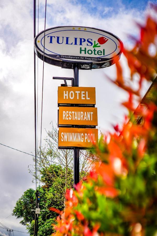 Hotel Tulips Yogyakarta Exterior photo